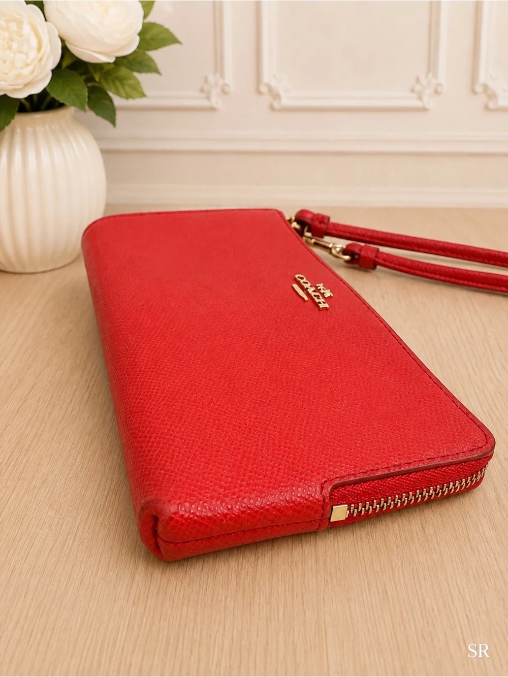 Coach Large Corner Zip Wristlet Red Leather Wallet Gold Hardware